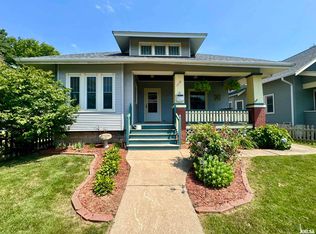 1118 W 17th St, Davenport, IA