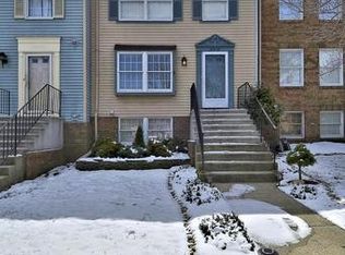 5318 Larochelle Dr, Alexandria, VA 22315