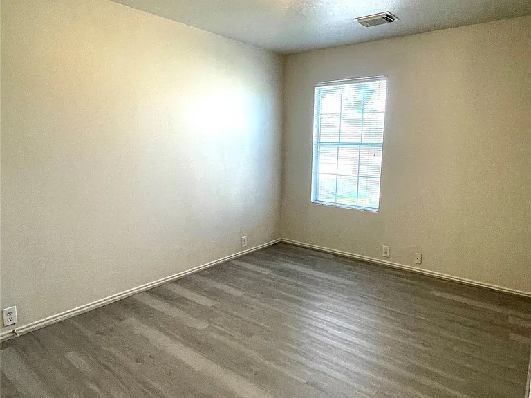 23623 Twisting Falls Dr — Photo 37