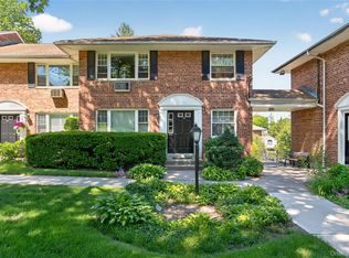 18U Madison Park Gdns #18U, Pt Washington, NY 11050