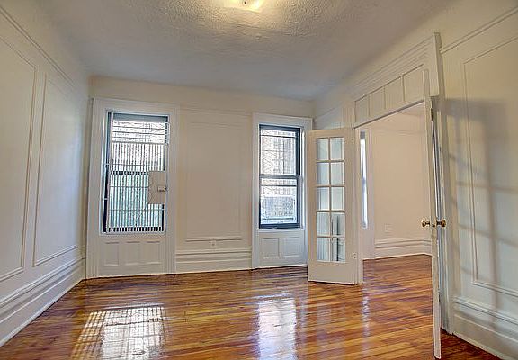 2nd image of 230 W 108th St #3A