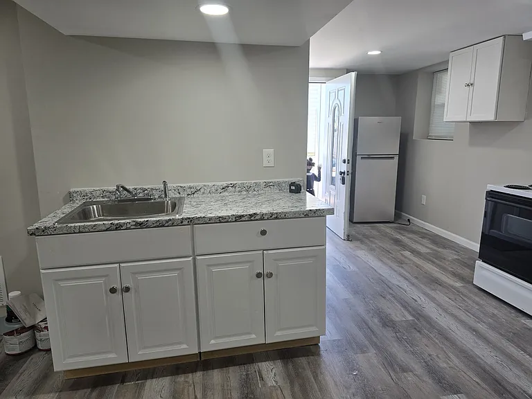 1914 Midland Rd #2 — Photo 15