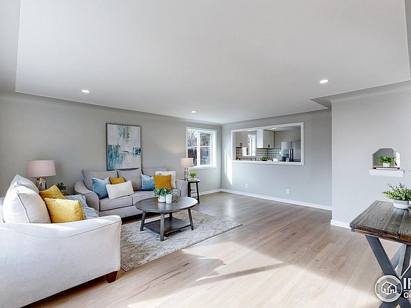 3rd image of 9465 W 54th Pl