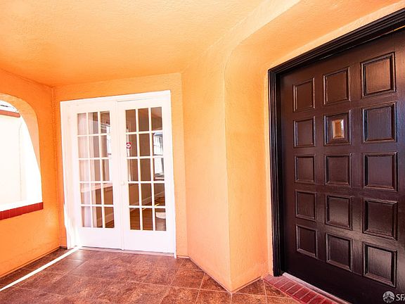 3rd image of 50 Escondido Ave