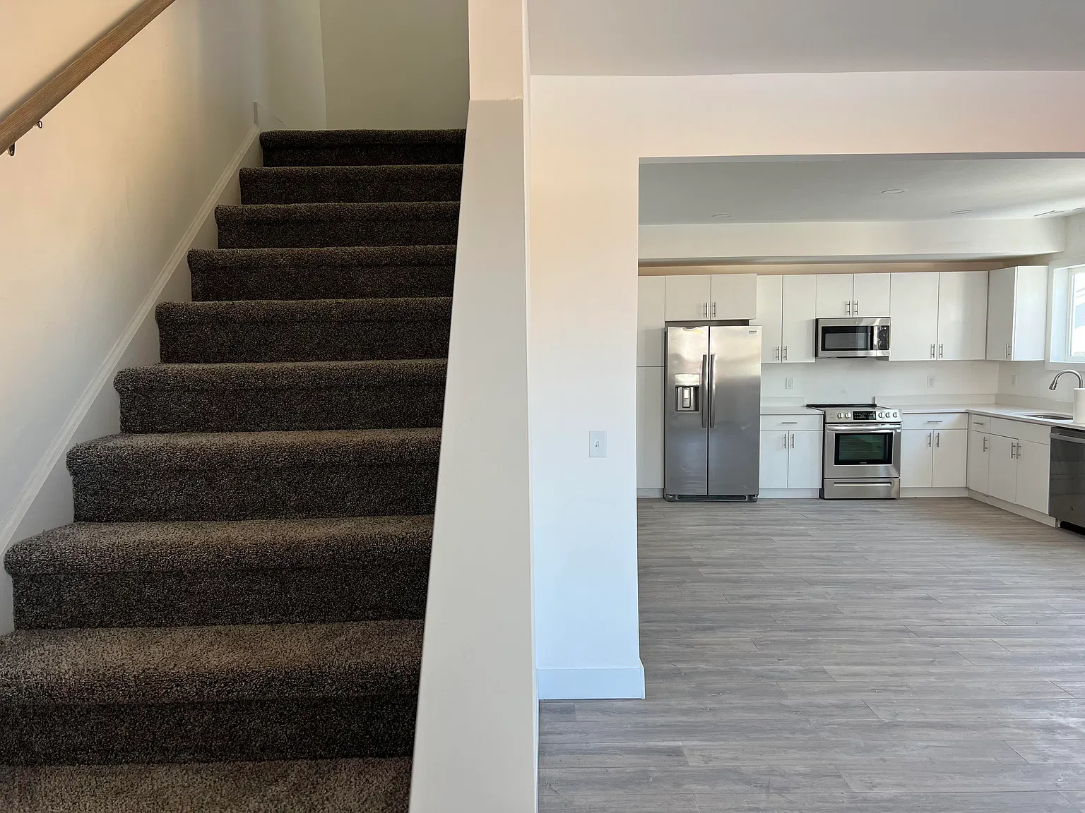 3 bed, 1400 sqft, $1,695 — Photo 3