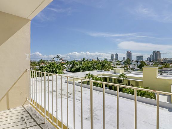 2nd image of 1030 9th St APT 605
