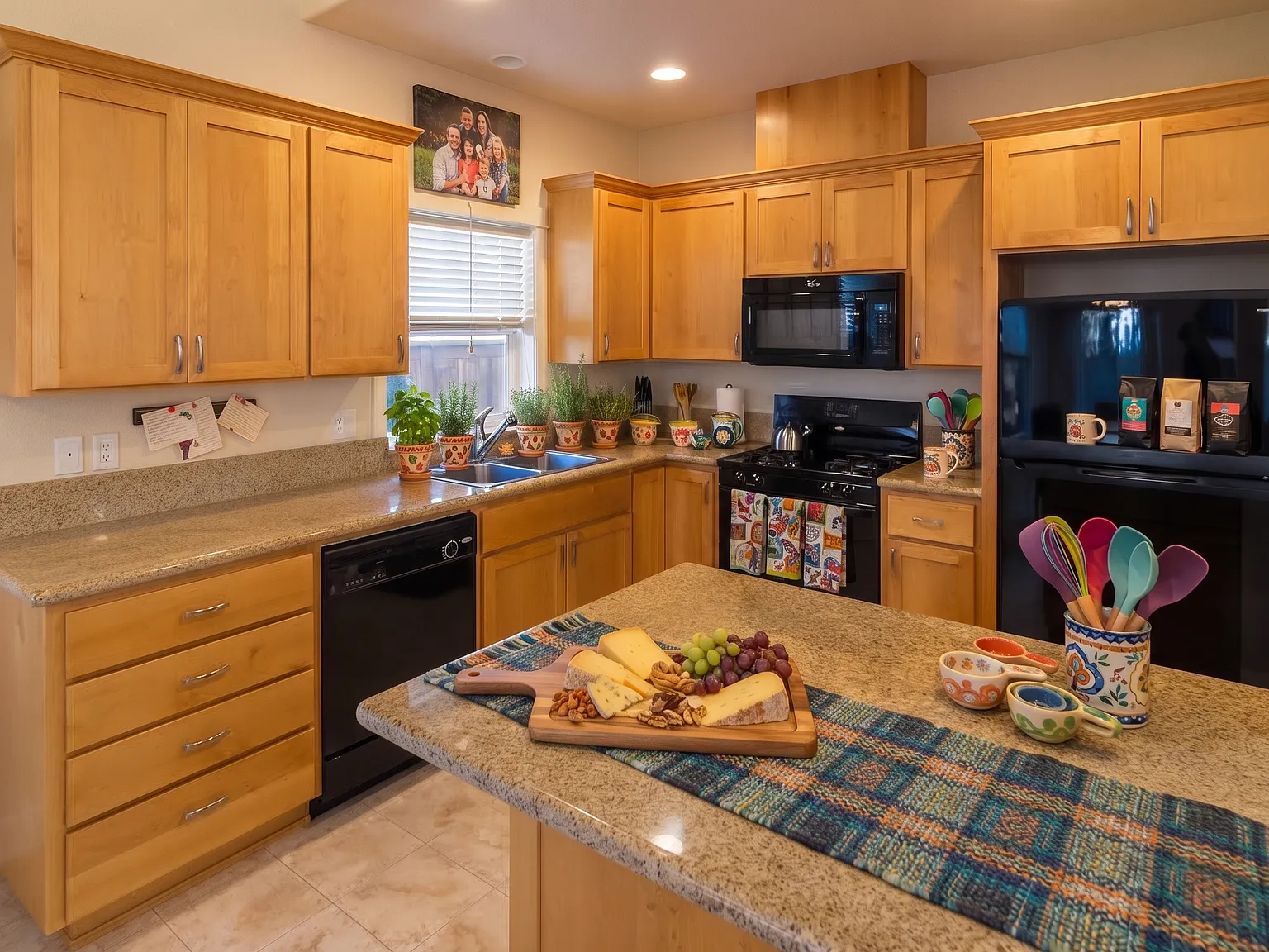 NE Parkview Ct, Bend — Photo 3
