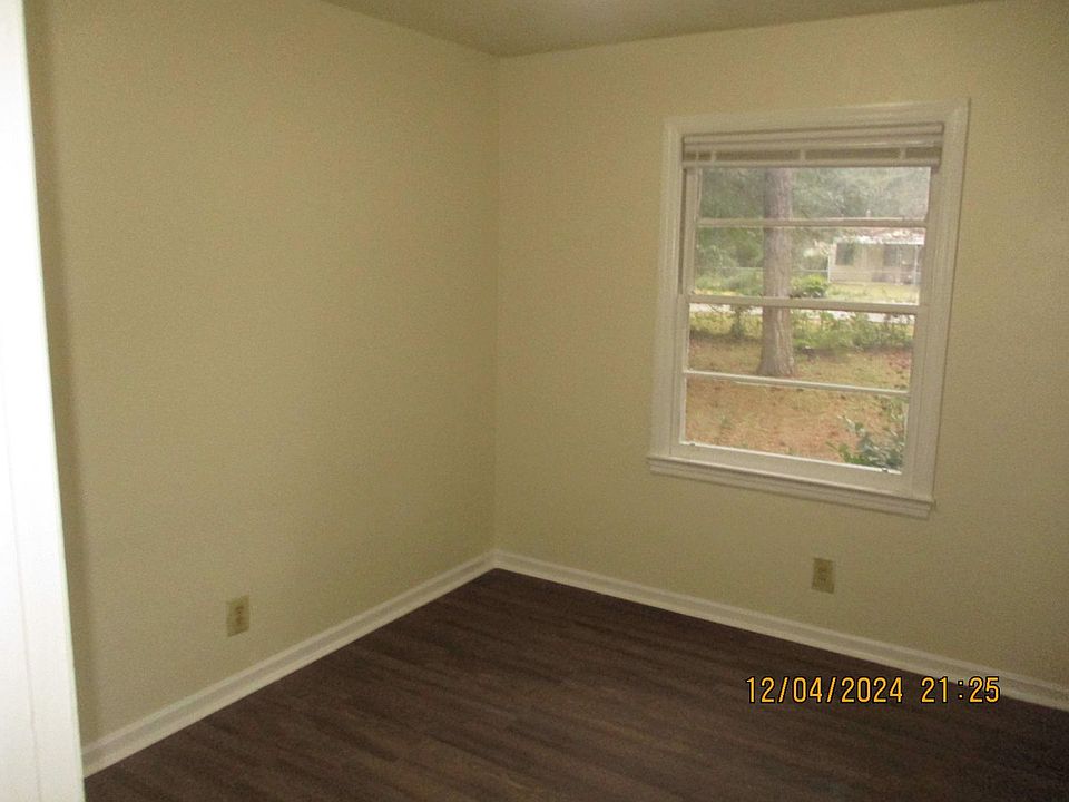 2nd image of 84 Morningside Dr