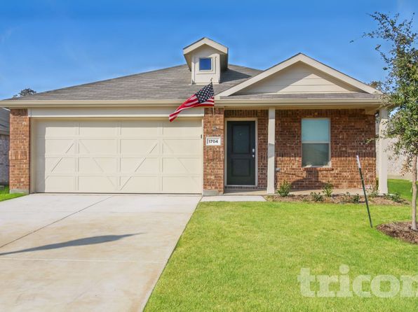 1704 Claireborne Ct