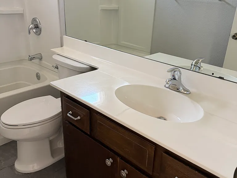 2349 E Alameda Dr — Photo 28