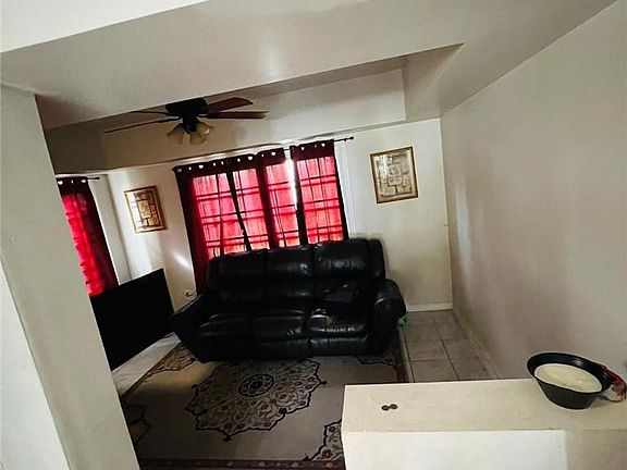 3rd image of 2220 NW 81st Terrace