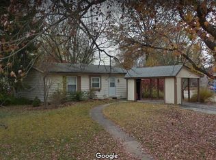 42 Orchard Hills Dr, Saint Peters, MO 63376