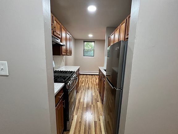 Modern kitchen.