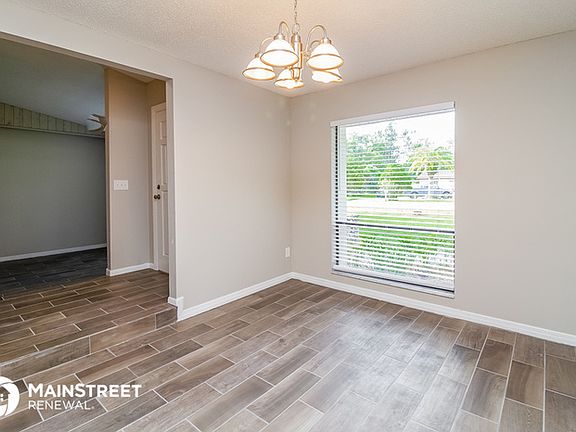 5th image of 1130 Alberta St