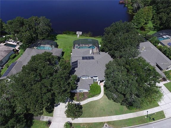 3rd image of 336 English Lake Dr