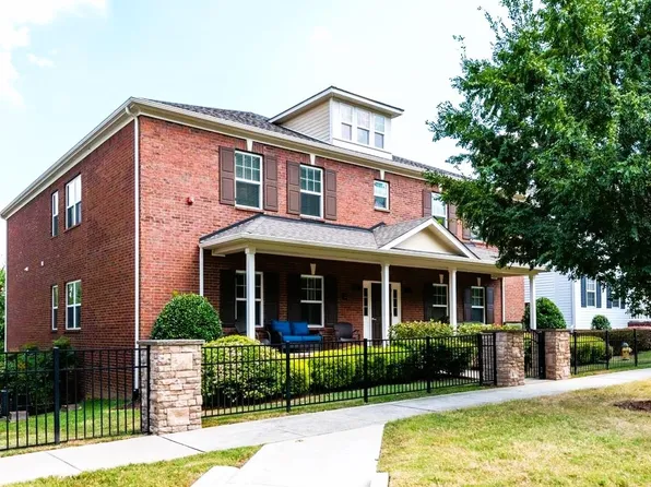 2036 Turning Wheel Ln, Franklin, TN 37067