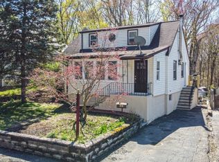538 Skyline Lake Dr, Ringwood, NJ 07456
