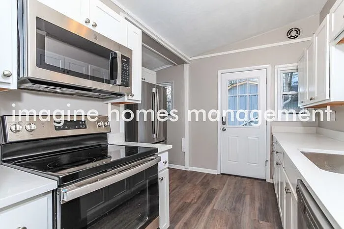 207 Seminole Dr — Photo 6