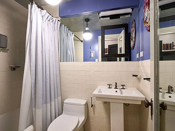 4th image of 200 E 16th St APT 10F