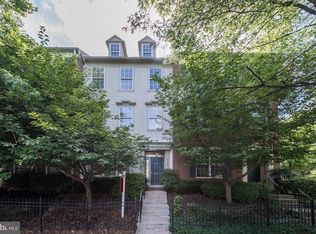 20349 Bowfonds St, Ashburn, VA 20147