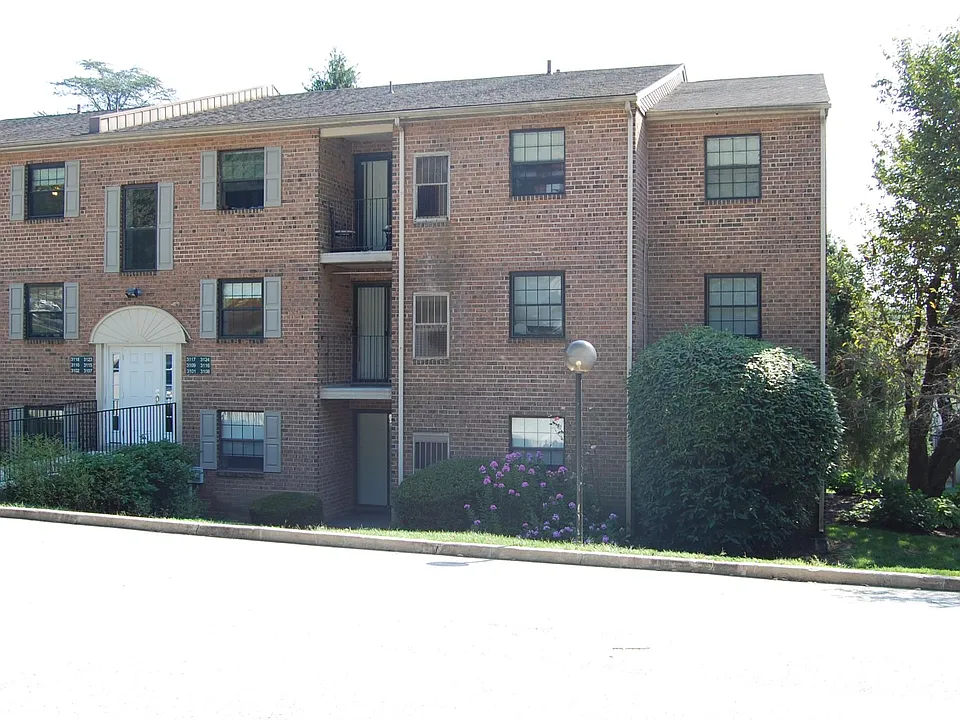 3101 Valley Dr