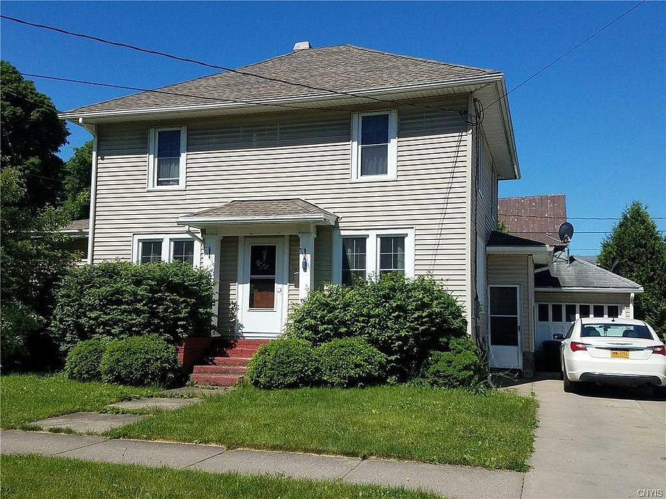 1st image of 52 Church St