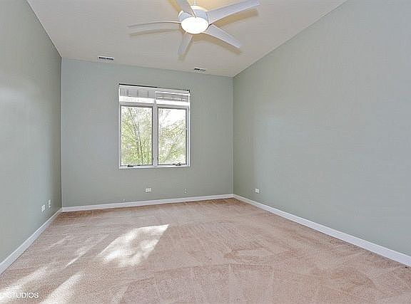 4th image of 1600 N Marshfield Ave APT 204