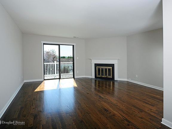 4th image of 71 Aiken St APT C10
