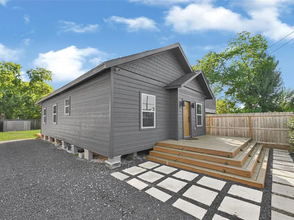 3412 Simmons St, Houston, TX 77004