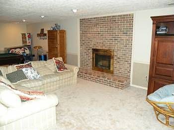 4th image of 213 Apple Blossom Ct