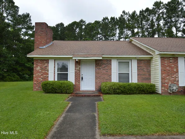 137 Windsor Ct, Jacksonville, NC 28546