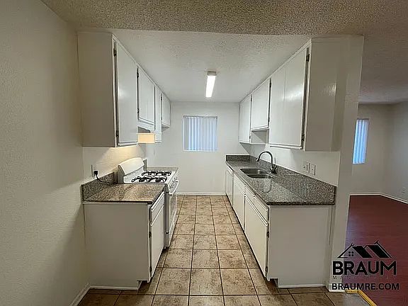 1st image of 225 W Elm Ave #W