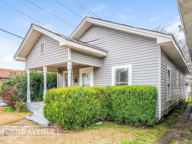 3201 Avenue E — Photo 22