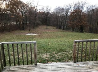 3202 W Lake Ave APT B, Peoria, IL 61615