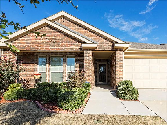2nd image of 1738 Twin Hills Way