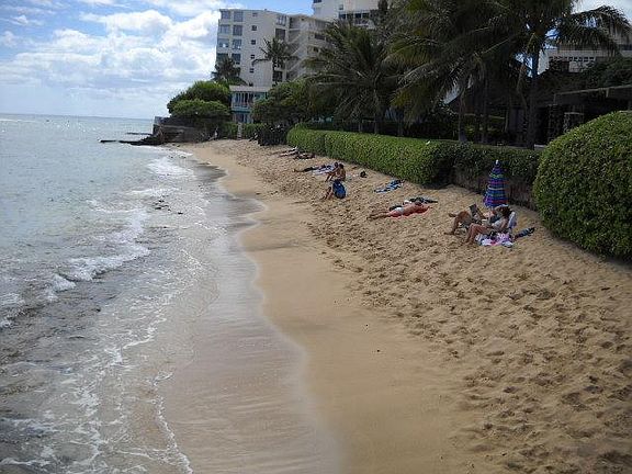Makalei beach