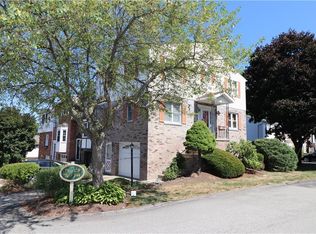 130 Woodstone Ln, New Kensington, PA 15068