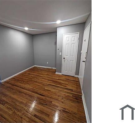 3rd image of 385 Roseville Ave #17