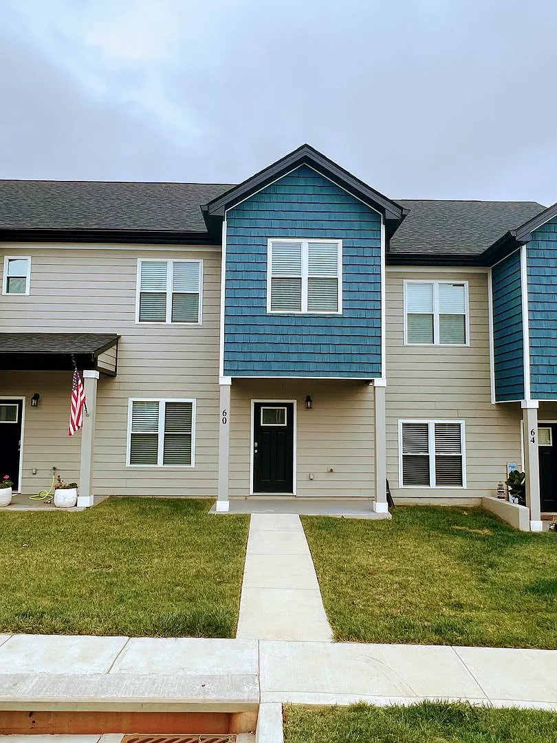 3 Bedroom Townhome in Lynchburg — Photo 1