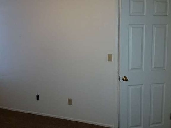 Salem bed 1_04112016