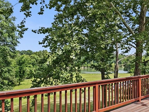 4th image of 441 Cane Cove Road