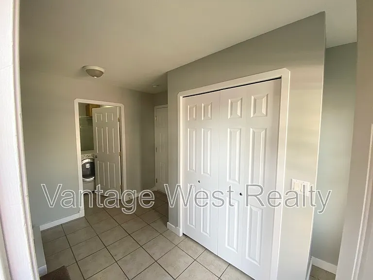 1073B Lawson Ave — Photo 21