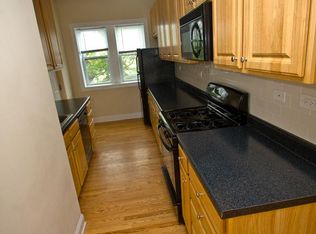2041 N Kimball Ave, Chicago, IL 60647