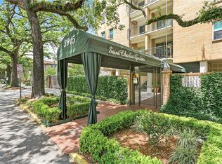 3915 Saint Charles Ave APT 214, New Orleans, LA 70115