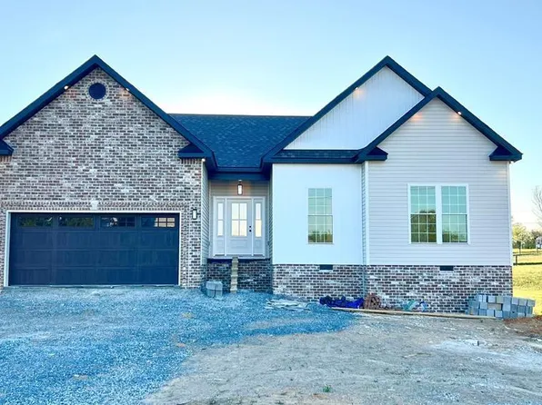 77 Bakersfield Dr, Cadiz, KY 42211