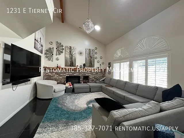 1231 E Tierney Cir — Photo 13