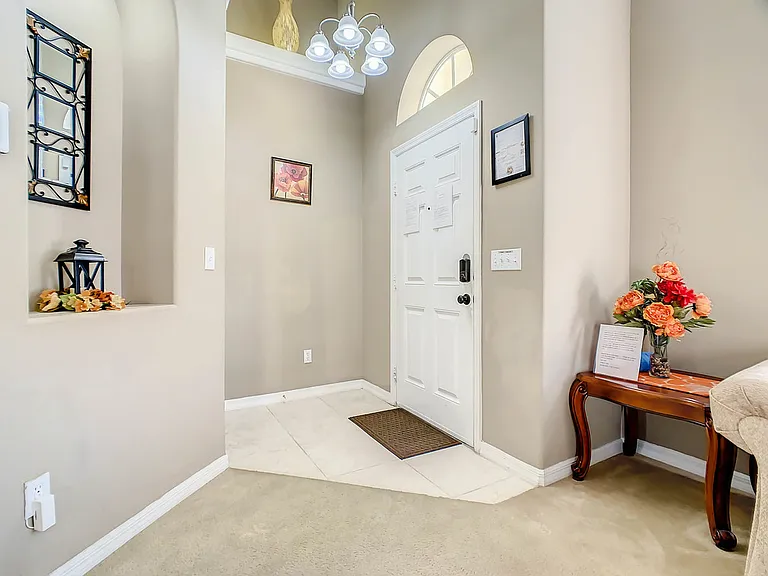 Palm Spring Dr — Photo 2