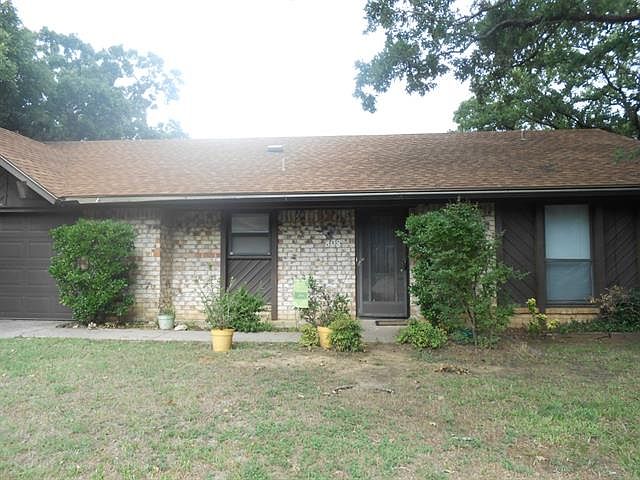 1st image of 808 Wade Dr