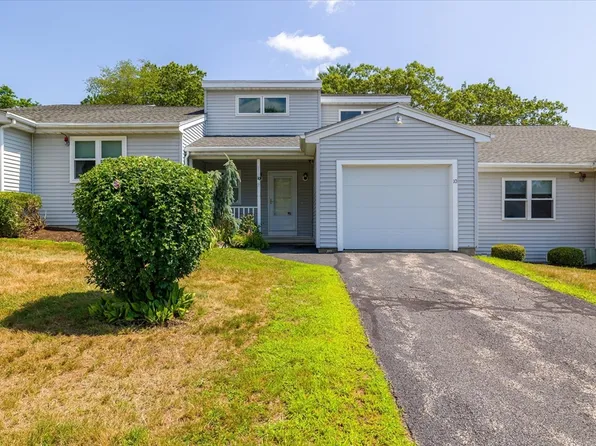 10 Patricia Dr #10, Oxford, MA 01540