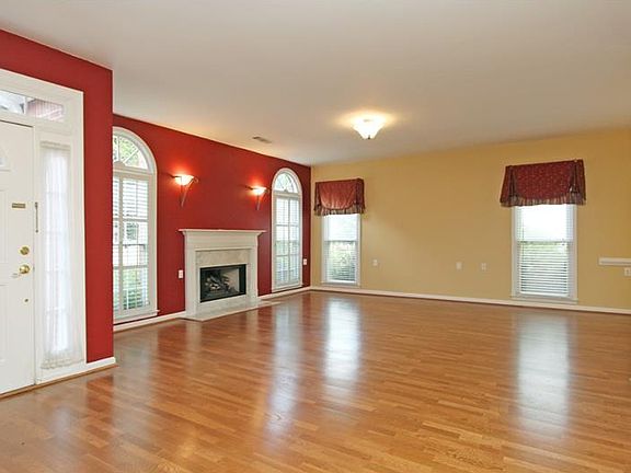 4th image of 3162 Blairhill Ct